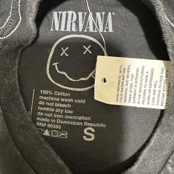 Nirvana Womens Size S‎ Black Wash Happy Face Graphic Print Tee T-shirt NWT - Picture 5 of 5